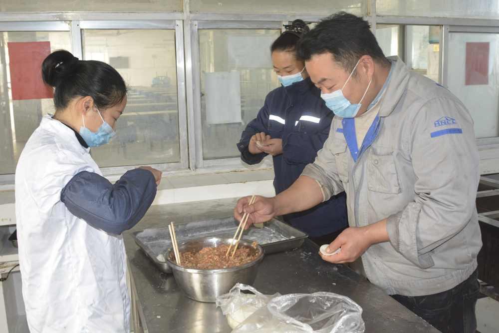 冬至“餃”好運，情暖員工心